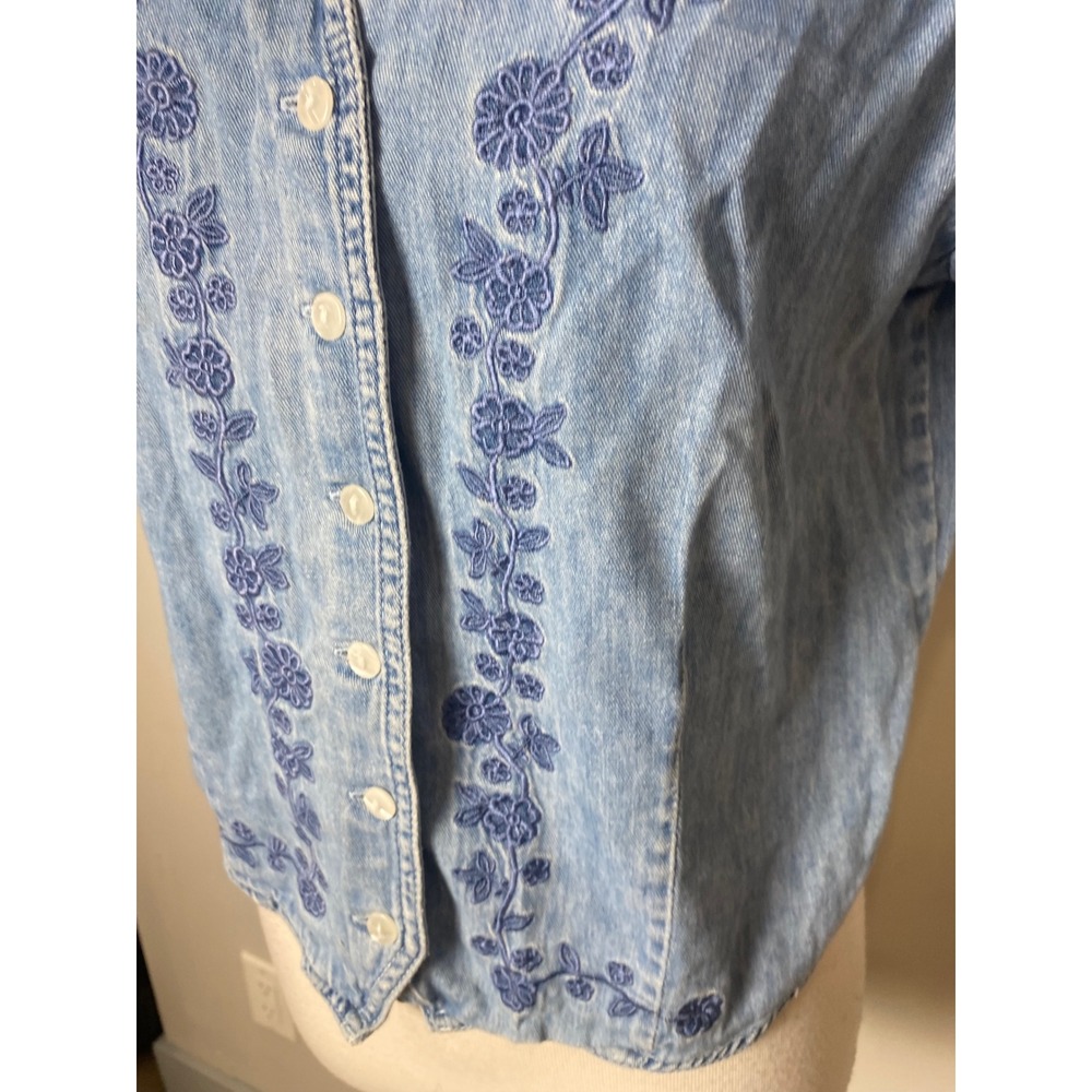 Vintage 90s Floral Embroidered Denim Top Short Sleeve  Cottagecore Shirt M - Picture 3 of 5